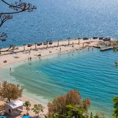 アパート Divas *